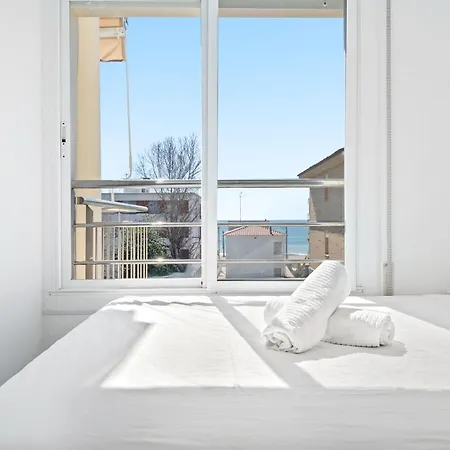 Sweet Apt- Sea Views